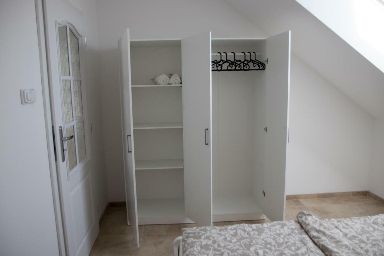 Apartman U Fuxu Zleby Exterior photo