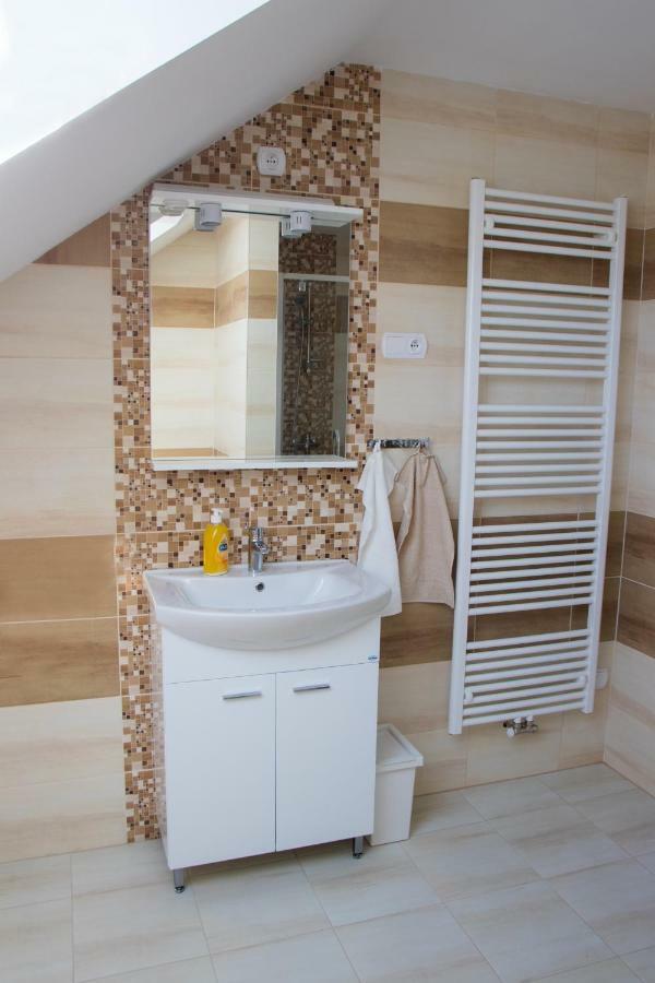 Apartman U Fuxu Zleby Exterior photo
