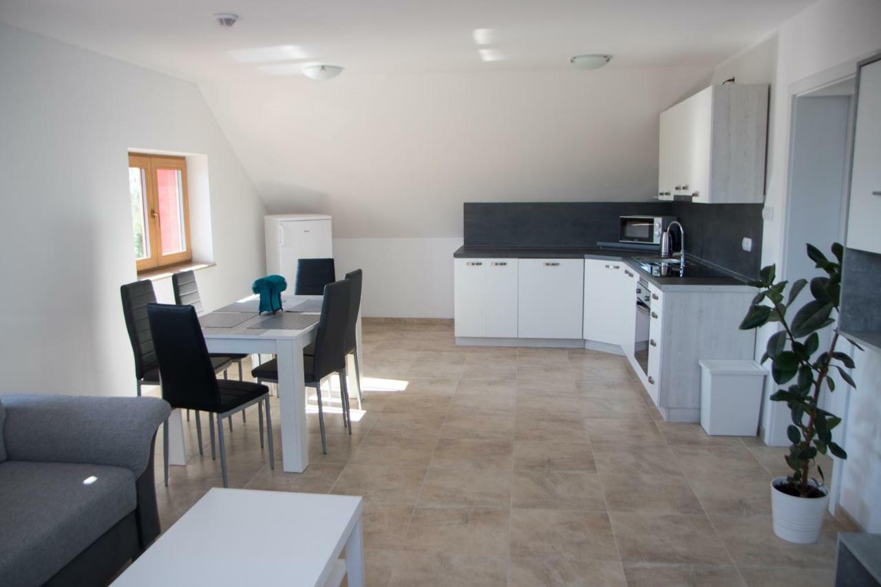 Apartman U Fuxu Zleby Exterior photo
